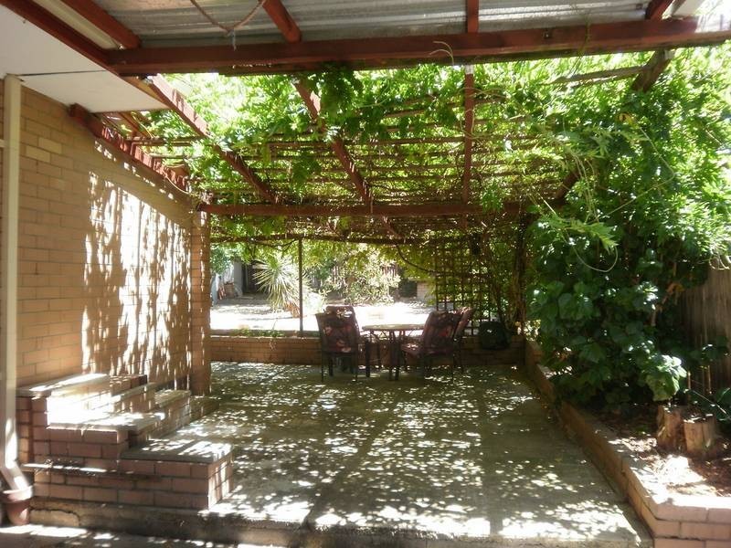 11 Blay Road, Calista WA 6167