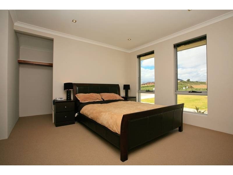 60 Birchley Road, Beeliar WA 6164