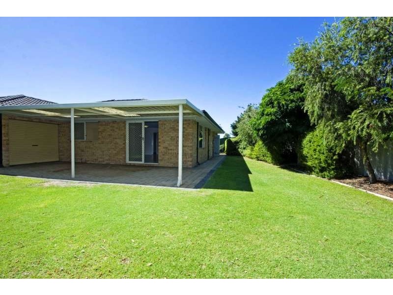 4 Itea Place, South Lake WA 6164