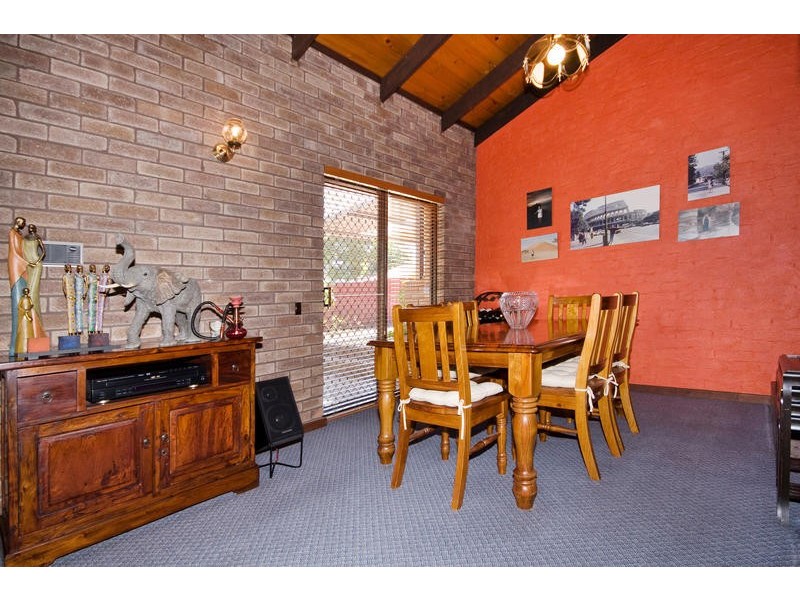 15 Kestrel Way, Yangebup WA 6164