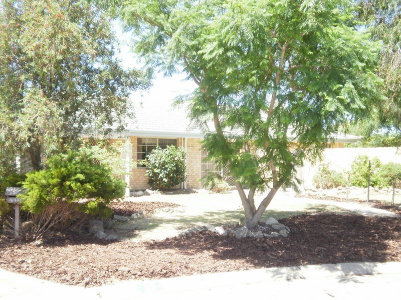 10 Jenniphur Court, Atwell WA 6164