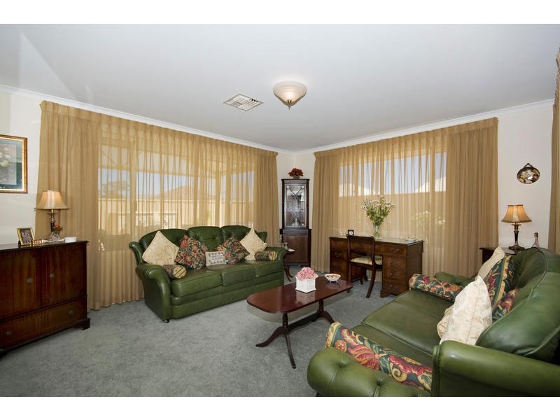 6 Bettong Way, Beeliar WA 6164