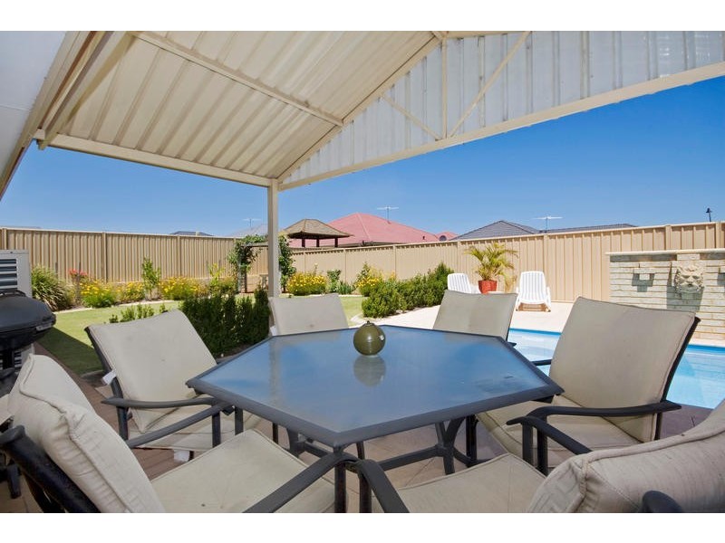 6 Bettong Way, Beeliar WA 6164