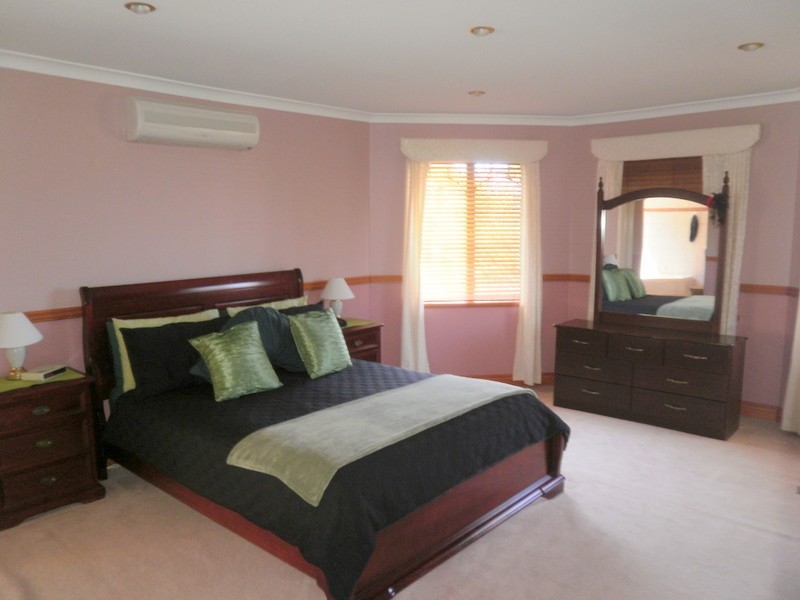 6 Abbey Court, Cockburn Central WA 6164