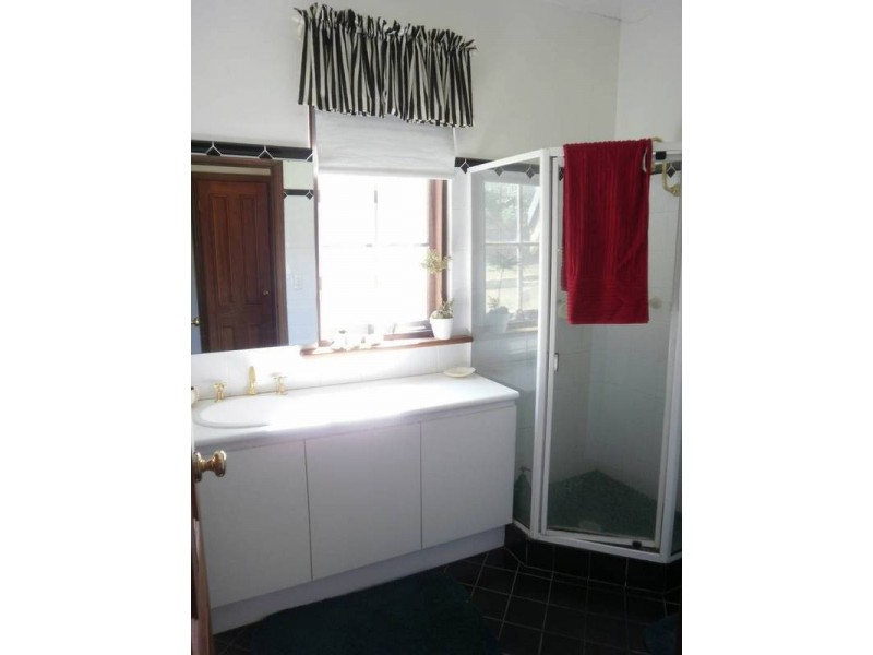15 Sherwin Place, Wandi WA 6167