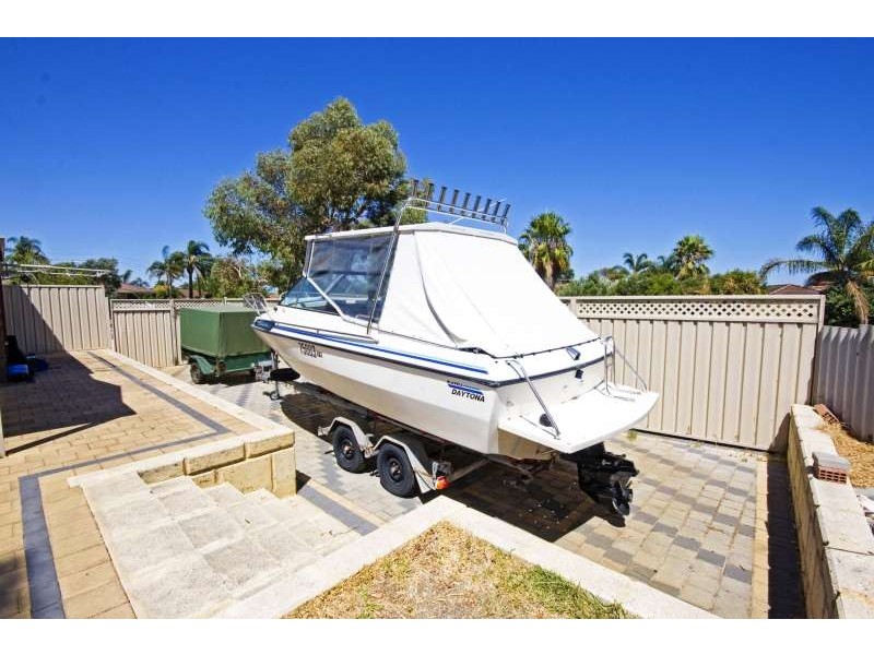 2 Indigo Place, South Lake WA 6164