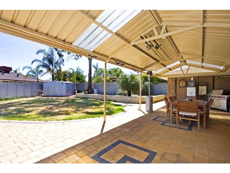 2 Indigo Place, South Lake WA 6164