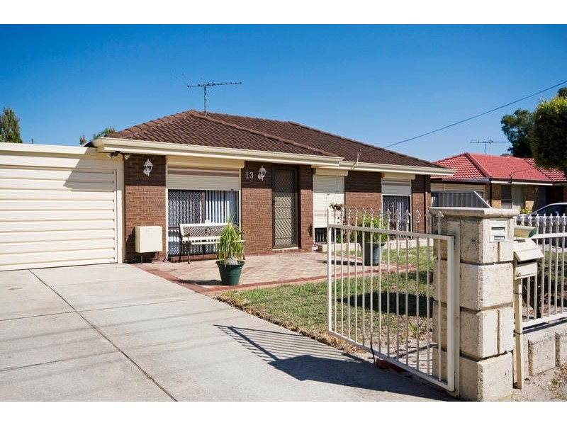 13 Berrigan Drive, South Lake WA 6164