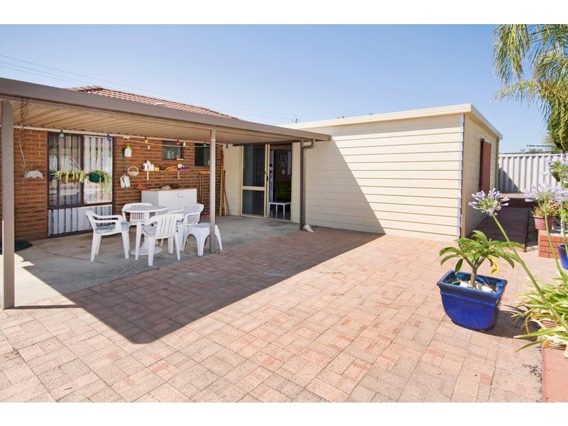 13 Berrigan Drive, South Lake WA 6164