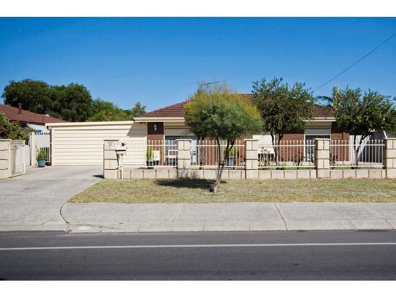 13 Berrigan Drive, South Lake WA 6164