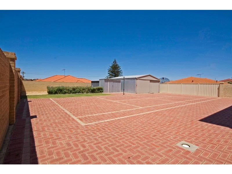 65A Duchart Way, Coogee WA 6166