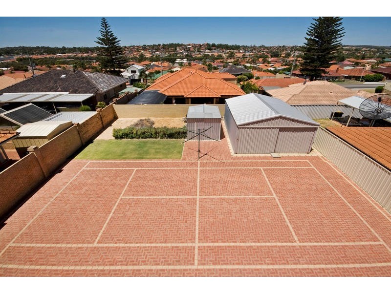 65A Duchart Way, Coogee WA 6166