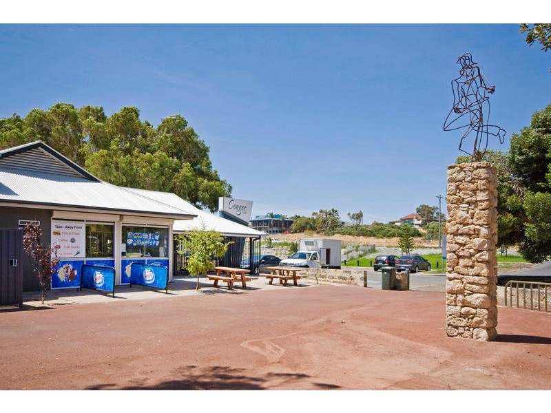 65A Duchart Way, Coogee WA 6166