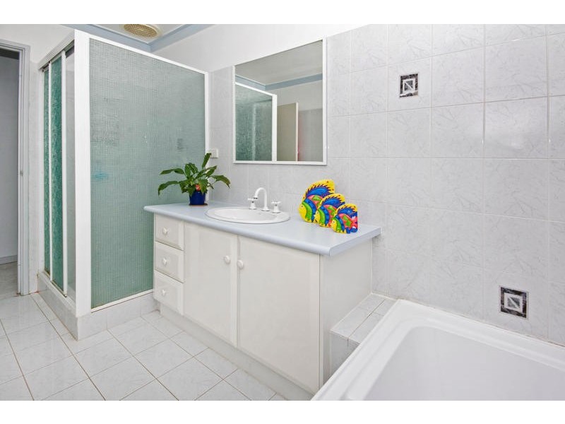 5 Itea Place, South Lake WA 6164