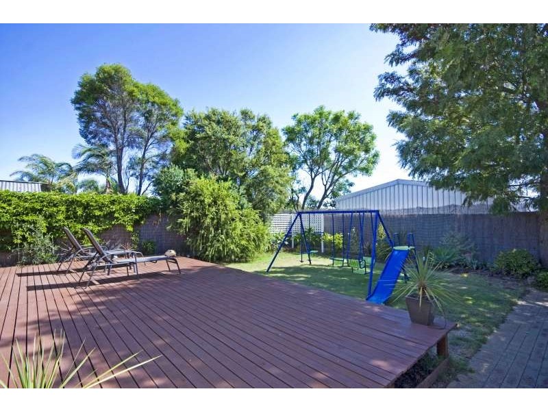 8 Wapengo Close, South Lake WA 6164