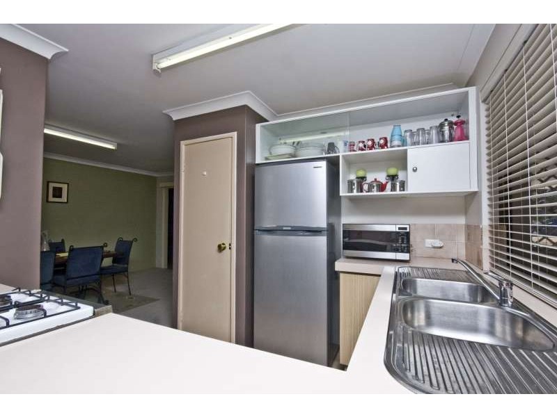 20 Allamanda Drive, South Lake WA 6164