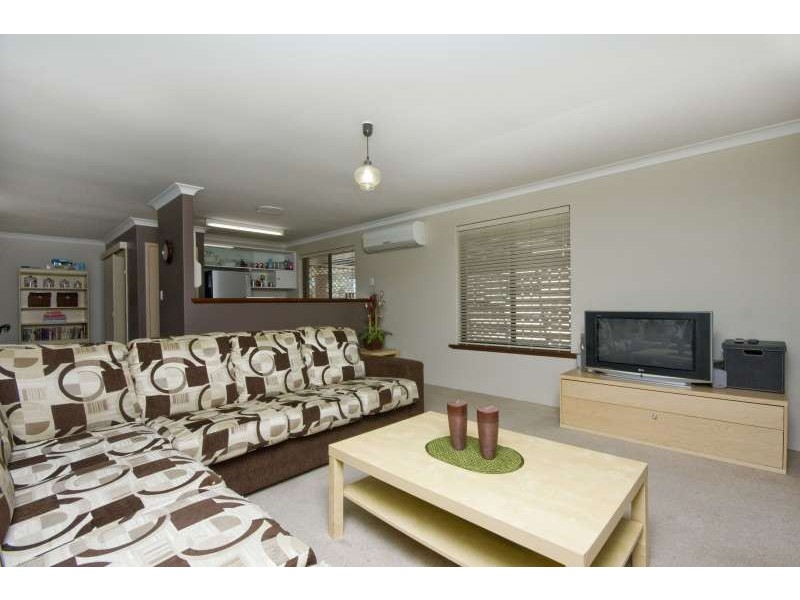 20 Allamanda Drive, South Lake WA 6164