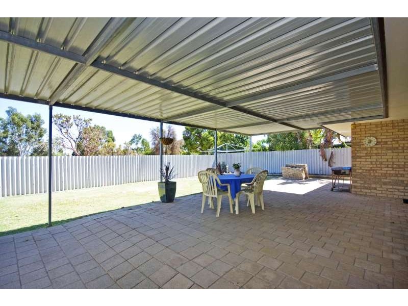 20 Allamanda Drive, South Lake WA 6164