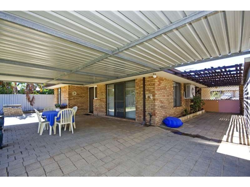 20 Allamanda Drive, South Lake WA 6164