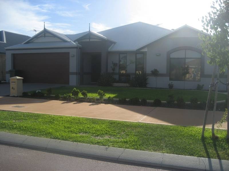 43 Kesiya Turn, Aubin Grove WA 6164