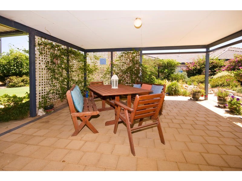 24 Alexandria Follow, Success WA 6164