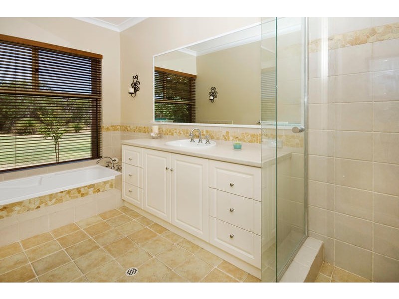 22 Springfields Close, Banjup WA 6164