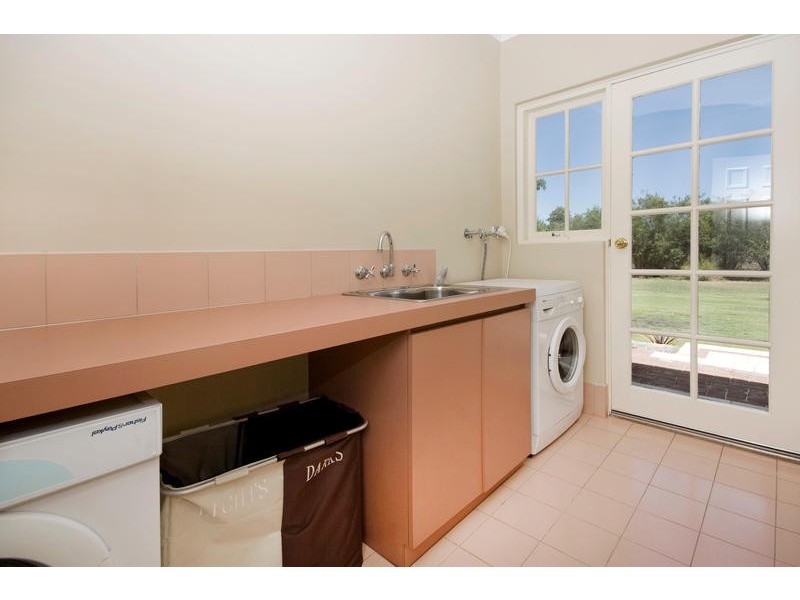 22 Springfields Close, Banjup WA 6164