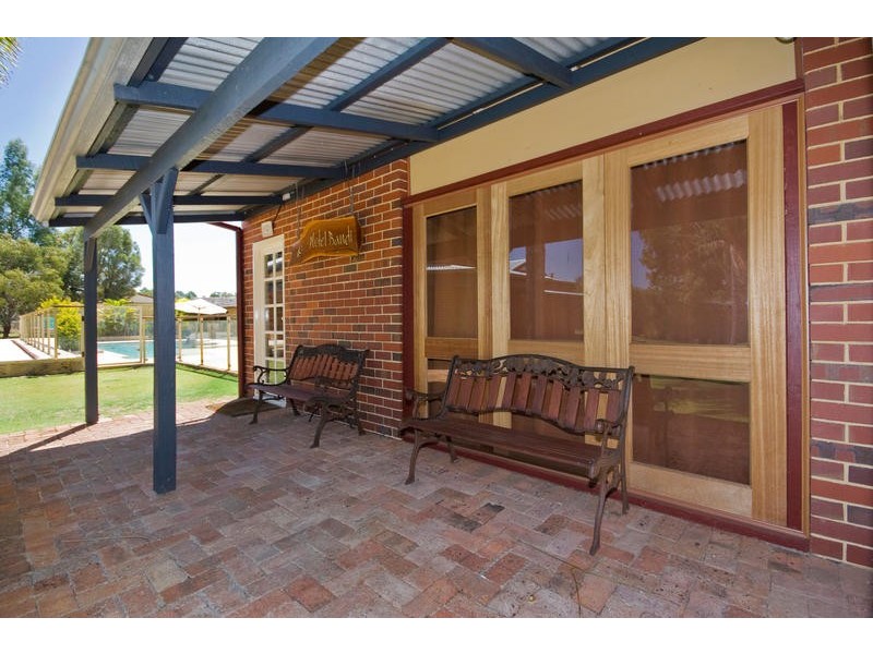 22 Springfields Close, Banjup WA 6164