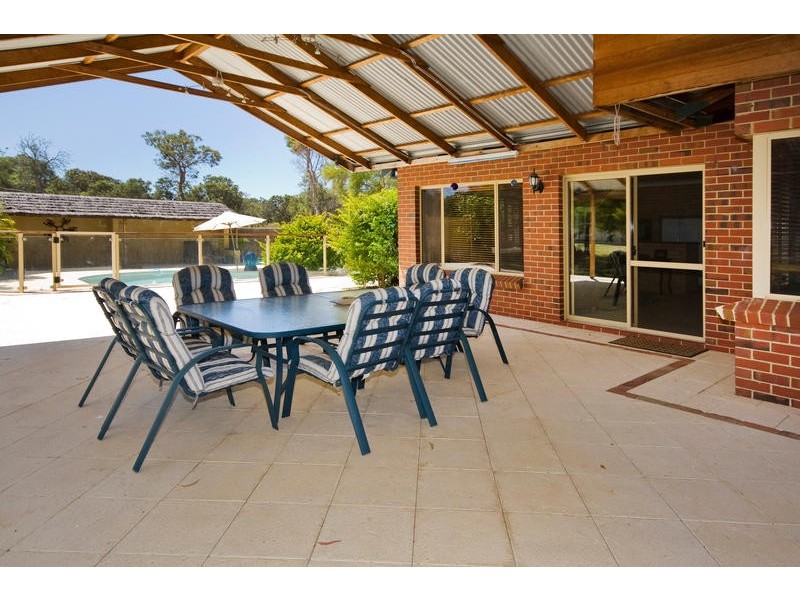 22 Springfields Close, Banjup WA 6164