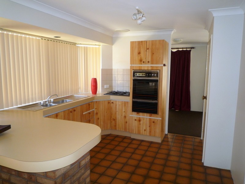 10 Gum Court, Yangebup WA 6164