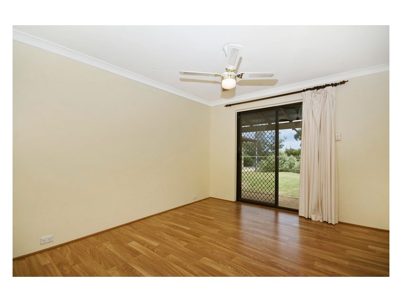 10 Gum Court, Yangebup WA 6164