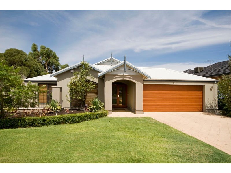 23 Glen Iris Drive, Jandakot WA 6164
