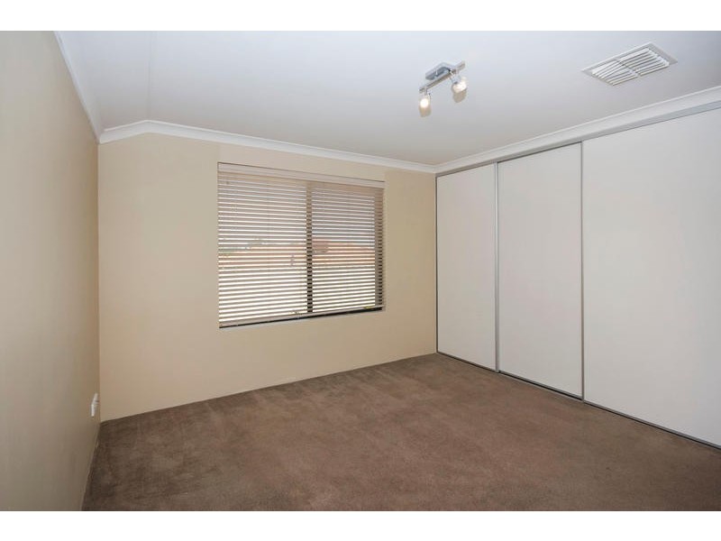 23 Glen Iris Drive, Jandakot WA 6164