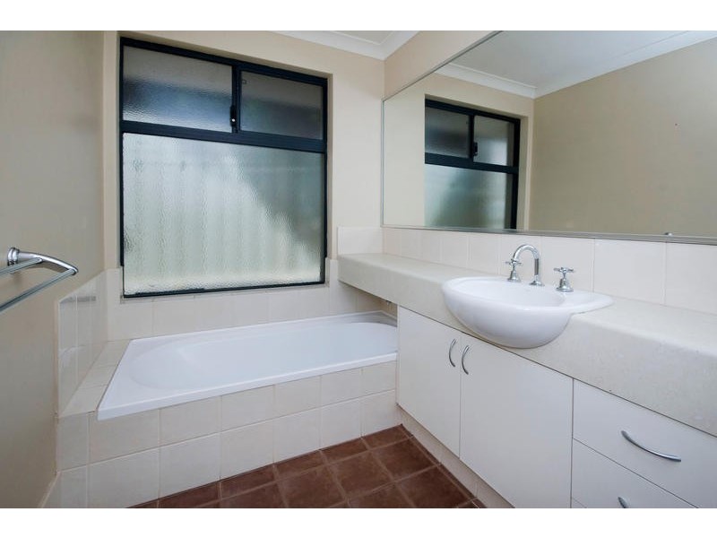 23 Glen Iris Drive, Jandakot WA 6164