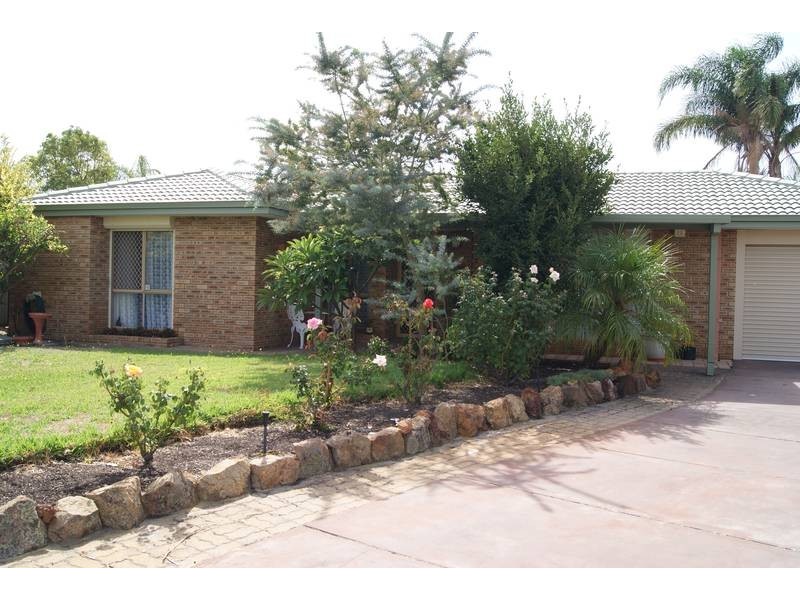 8 Moondarra Circle, South Lake WA 6164