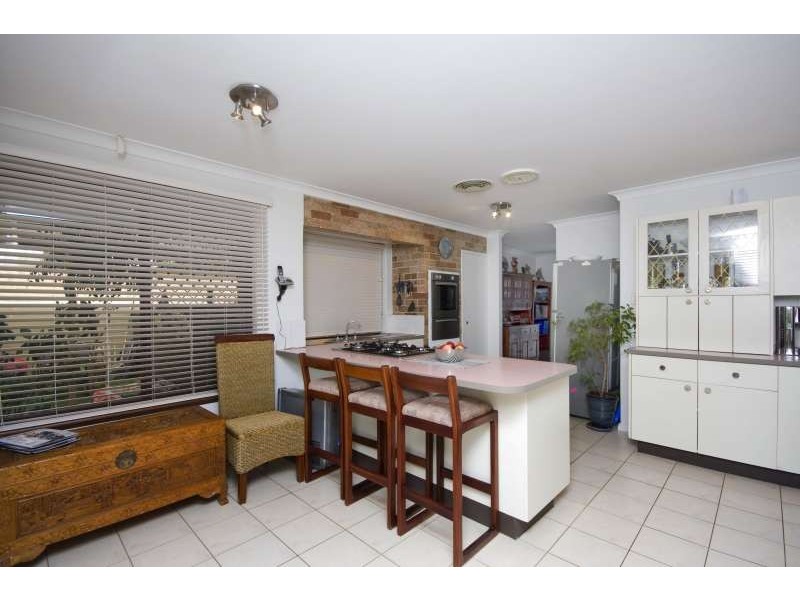 30 Dotterel Way, Yangebup WA 6164