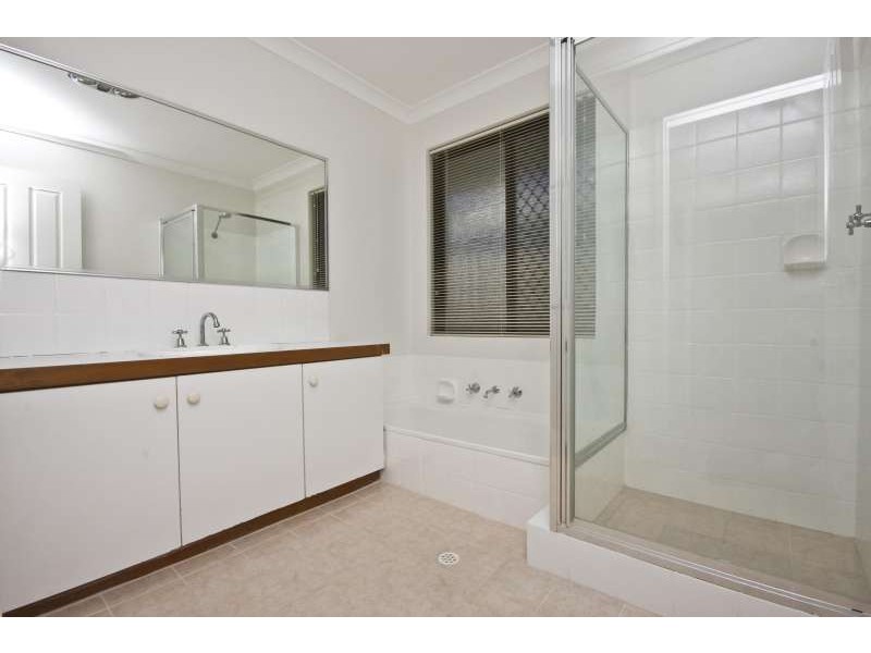 30 Dotterel Way, Yangebup WA 6164