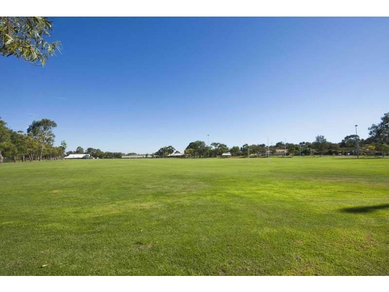 30 Dotterel Way, Yangebup WA 6164