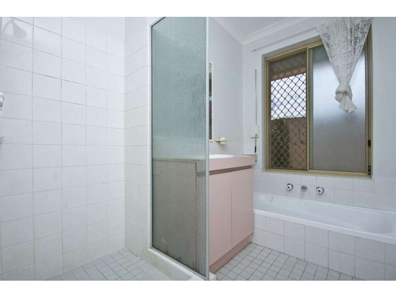 34 Williambury Drive, Yangebup WA 6164