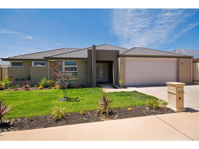 9 Armand Drive, Aubin Grove WA 6164