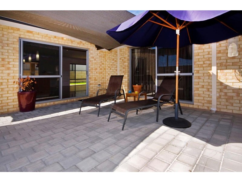 9 Armand Drive, Aubin Grove WA 6164