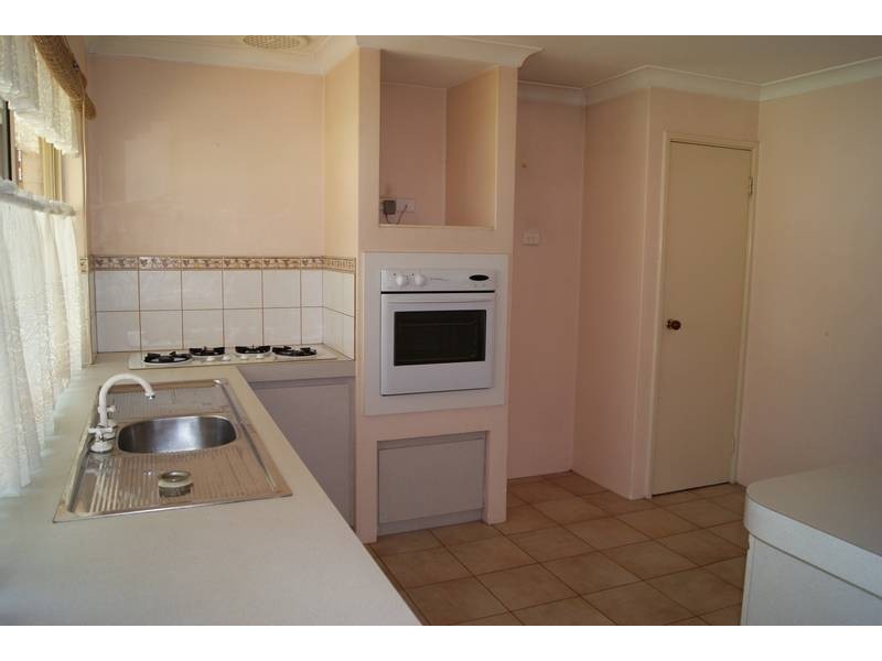 19 McLernon Place, South Lake WA 6164