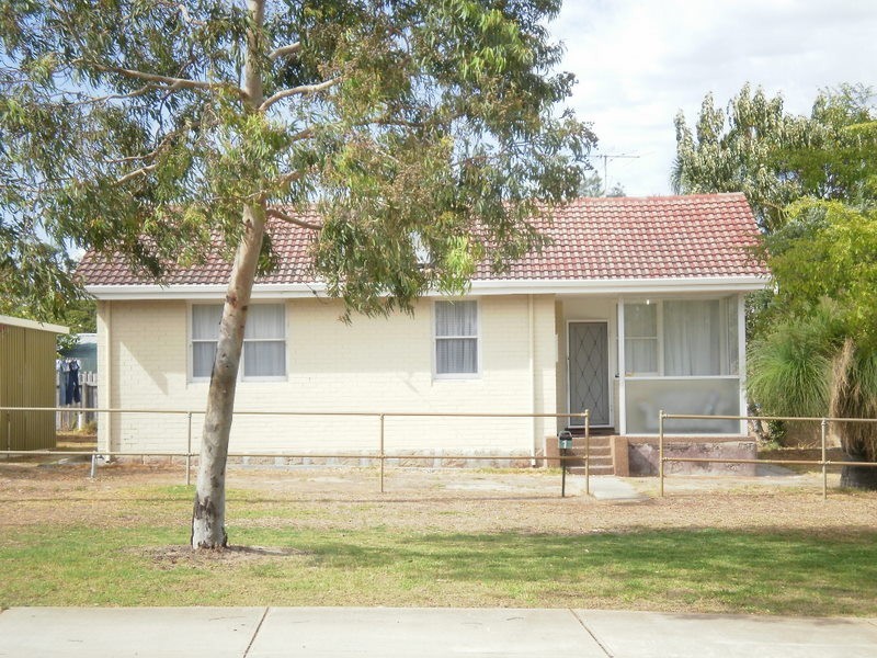 1 Counsel Road, Coolbellup WA 6163