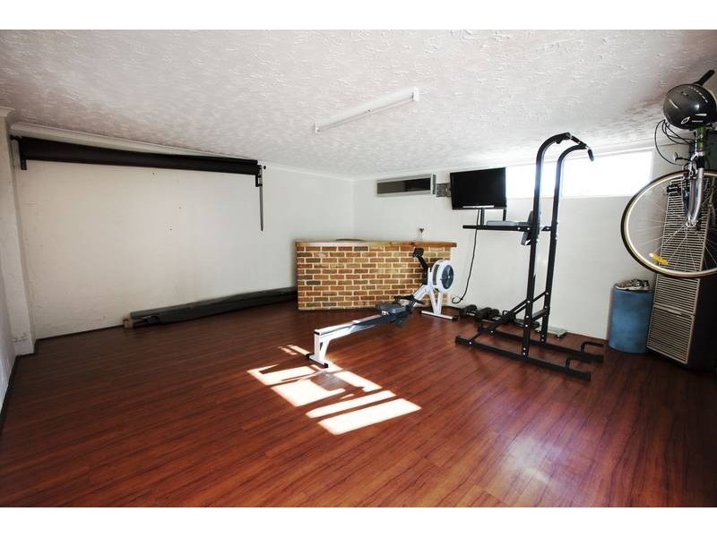 18 Mopsa Way, Coolbellup WA 6163