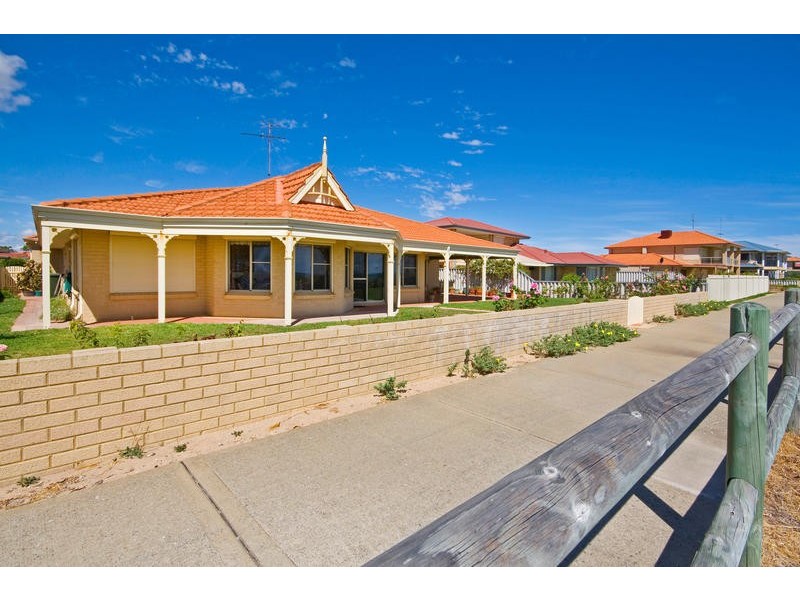 52 Ronsard Drive, San Remo WA 6210