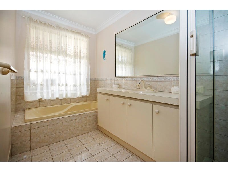 52 Ronsard Drive, San Remo WA 6210