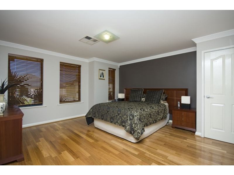 4 Brolga Court, Beeliar WA 6164