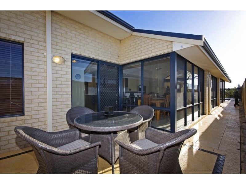 4 Brolga Court, Beeliar WA 6164
