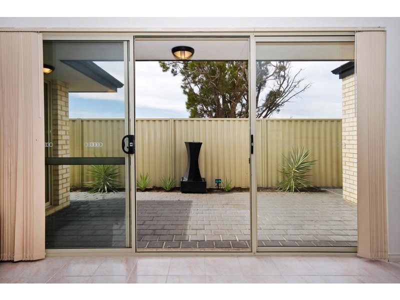 5/16 Bonito Place, Yangebup WA 6164