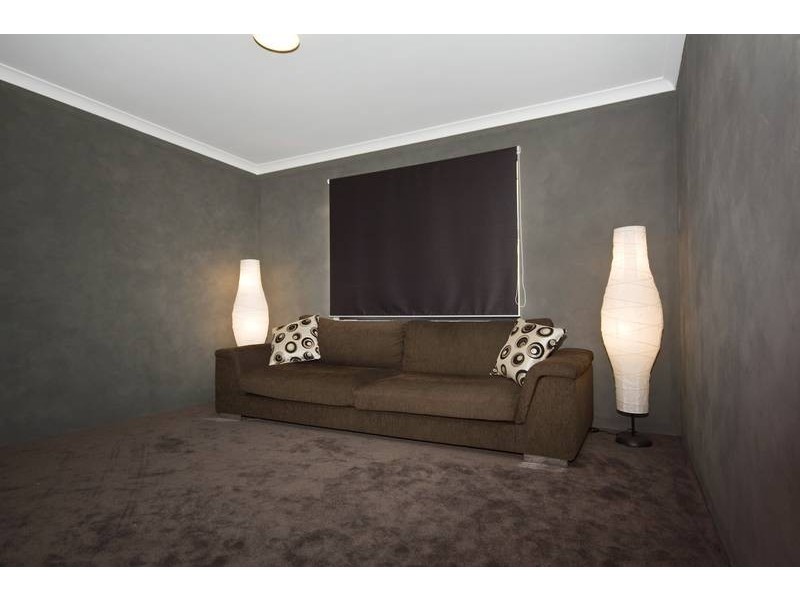 14 Dewsbury Drive, Bertram WA 6167